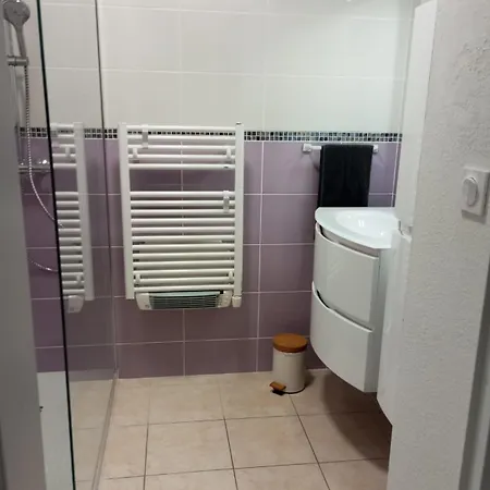 L'Étoile Biterroise - Chambre Cosy et Spacieuse à Béziers Habitación en casa particular *